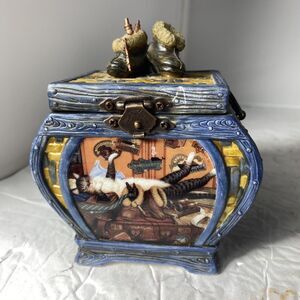 Charles Wysocki's Purr-fect Places Music Box Mabel the Stowaway 2nd Issue A0284